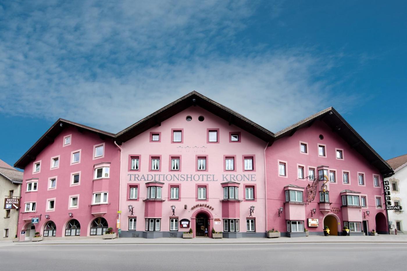 Hotel Krone Matrei am Brenner Luaran gambar