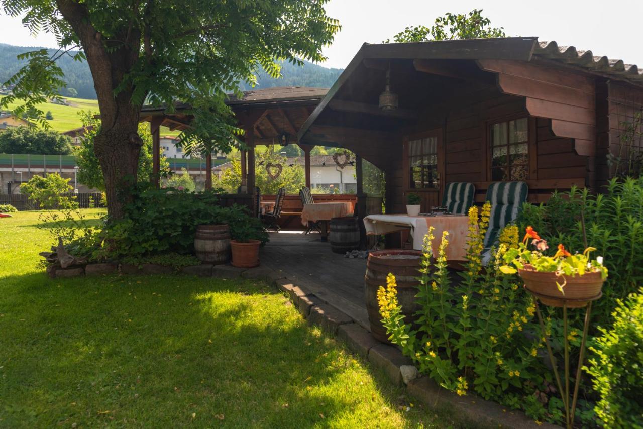 Hotel Krone Matrei am Brenner Luaran gambar