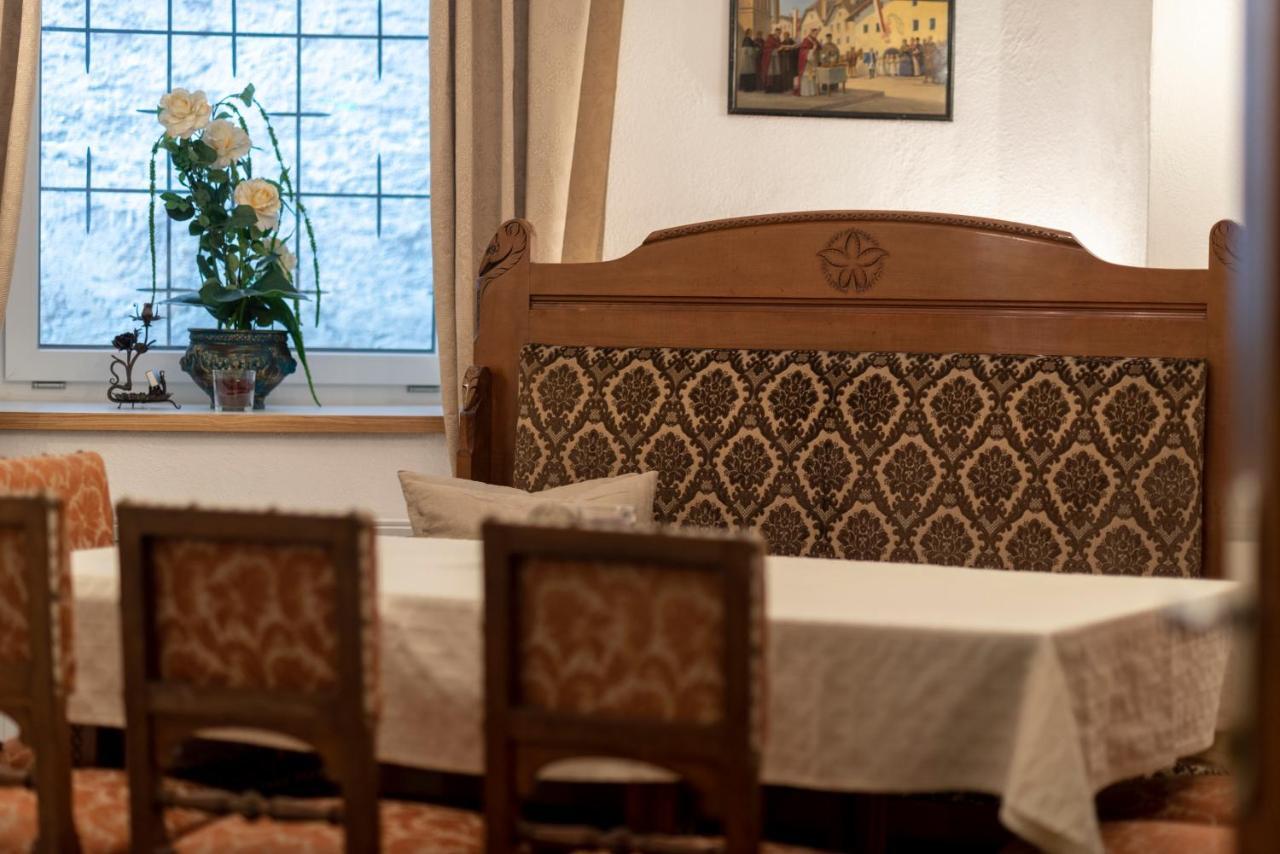Hotel Krone Matrei am Brenner Luaran gambar