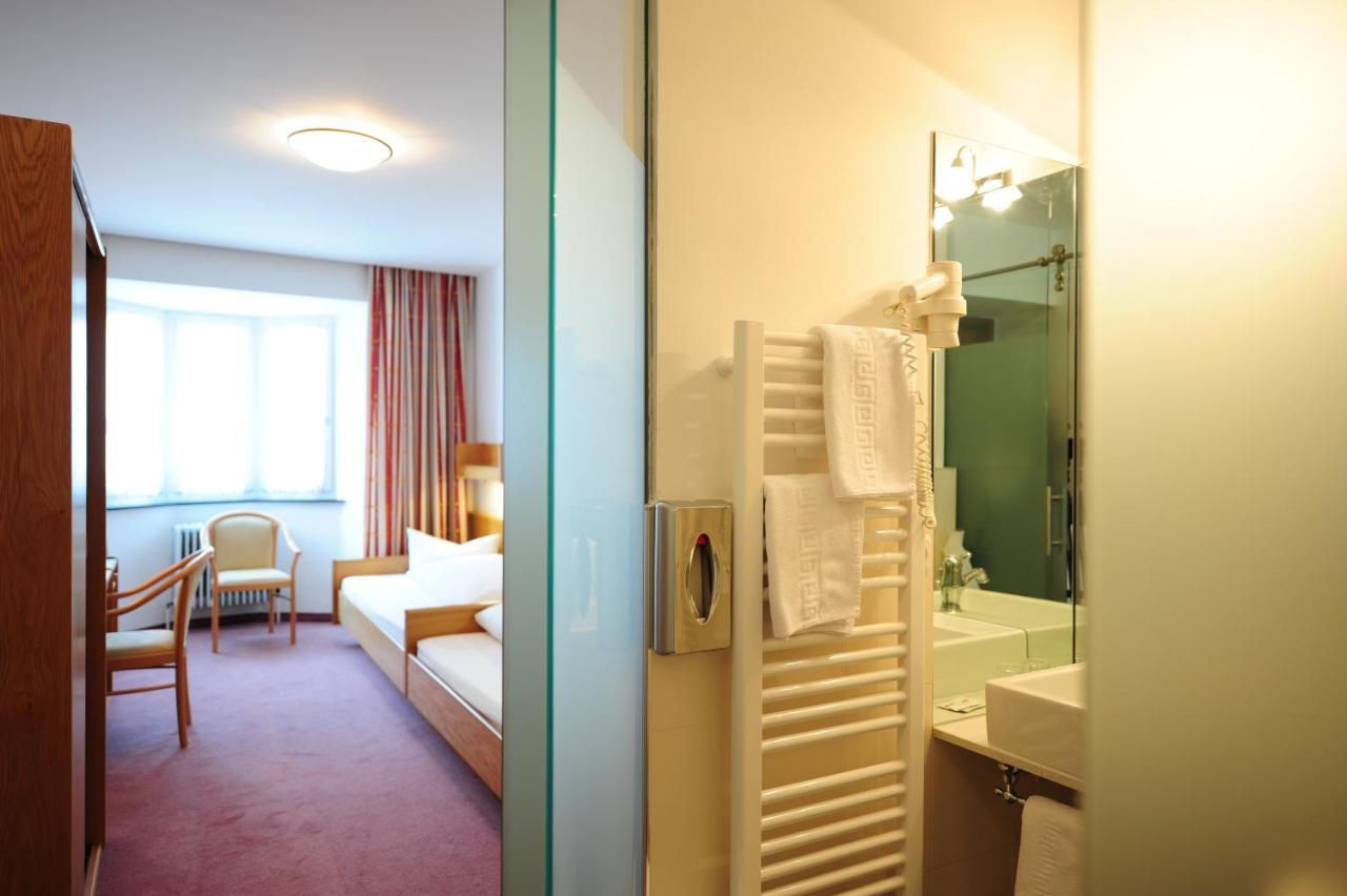 Hotel Krone Matrei am Brenner Luaran gambar